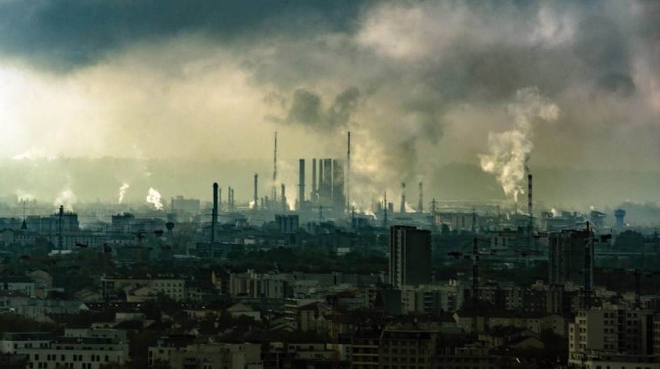 Pollution des sols et de l'air a Lyon et en Rhône-Alpes
